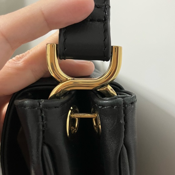 Danier Leather Shoulder Bag - Picture 10 of 13